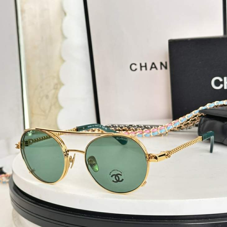 Picture of Chanel Sunglasses _SKUfw76772160fw